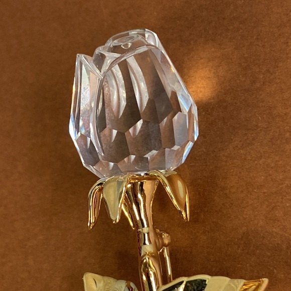 VTG SWAROVSKI SWAN SIGNED CRYSTAL GOLD PLATED MEMORIES ROSE PIN BROOCH - Picture 4 of 12